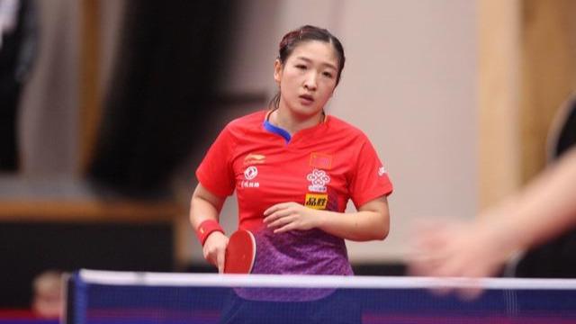 快船晒最新训练照！三大新援提前磨合，全新14人大名单争冠