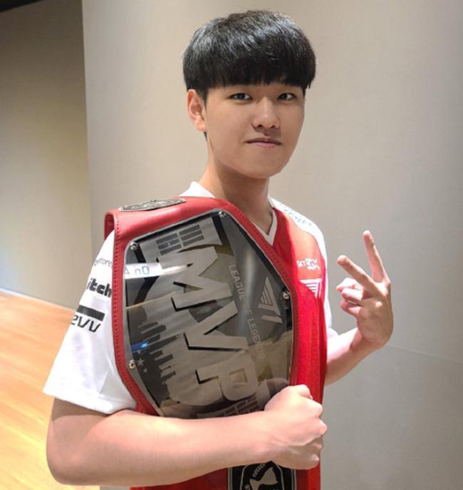 球员之一 球员之一