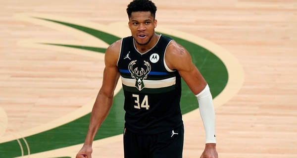 12岁于子迪被质疑年龄太小世界泳联：暂不考虑